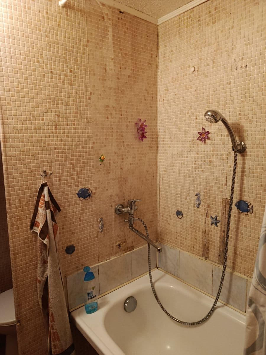 Prodej bytu 3+1 75 m², Školní pěšina, Chomutov, Ústecký kraj Prodej bytu 3+1 75 m², Školní pěšina, Chomutov, Ústecký kraj