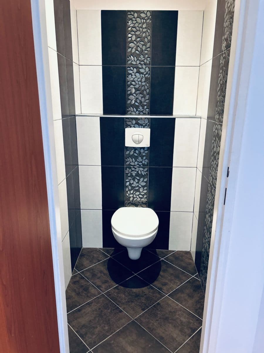 Prodej bytu 3+1 67 m², K Lipám, Praha, Praha Prodej bytu 3+1 67 m², K Lipám, Praha, Praha