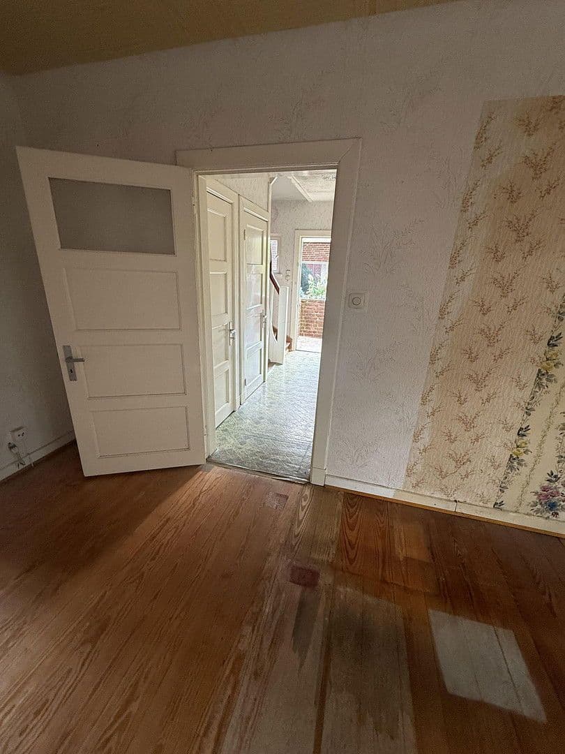 Prodej domu 90 m², pozemek 711 m², Am Ochsenzoll 137, Norderstedt, Šlesvicko-Holštýnsko Prodej domu 90 m², pozemek 711 m², Am Ochsenzoll 137, Norderstedt, Šlesvicko-Holštýnsko