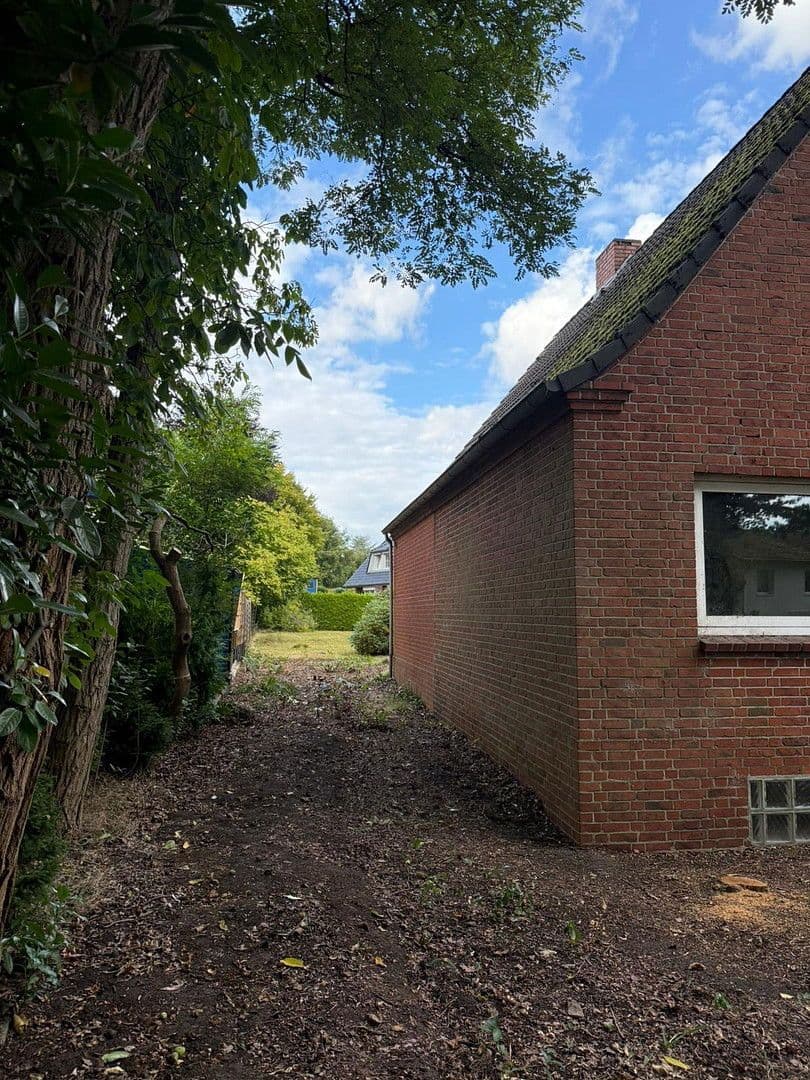 Prodej domu 90 m², pozemek 711 m², Am Ochsenzoll 137, Norderstedt, Šlesvicko-Holštýnsko Prodej domu 90 m², pozemek 711 m², Am Ochsenzoll 137, Norderstedt, Šlesvicko-Holštýnsko