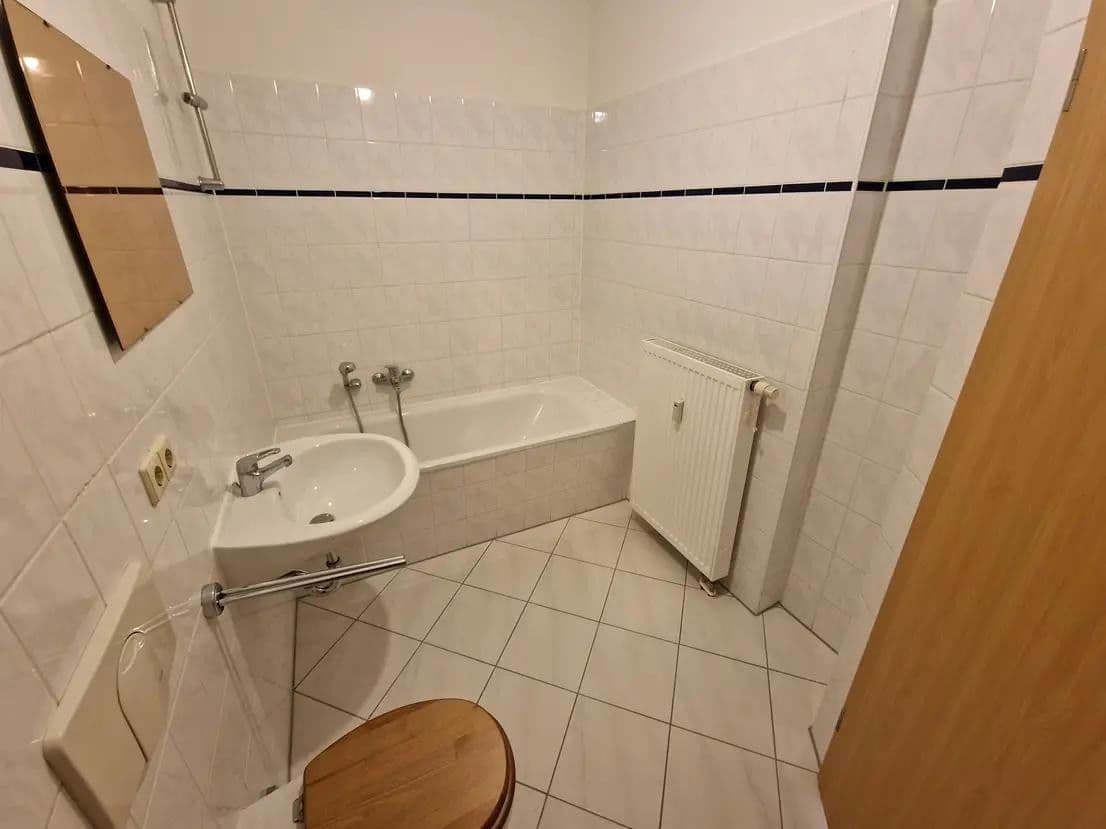 Pronájem bytu 2+1 63 m², Schmiedegasse 2, Leipzig, Sasko Pronájem bytu 2+1 63 m², Schmiedegasse 2, Leipzig, Sasko