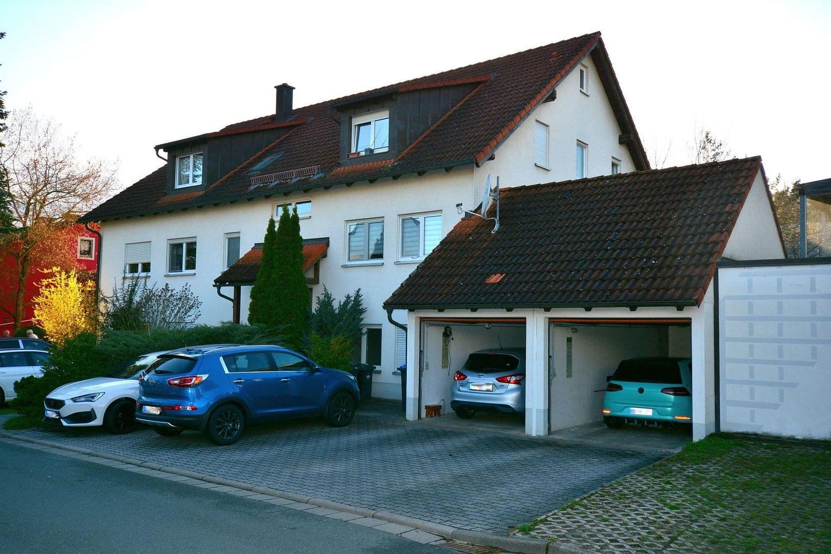 Prodej domu 385 m², pozemek 1.489 m², Wolfsbach, Bavorsko Prodej domu 385 m², pozemek 1.489 m², Wolfsbach, Bavorsko