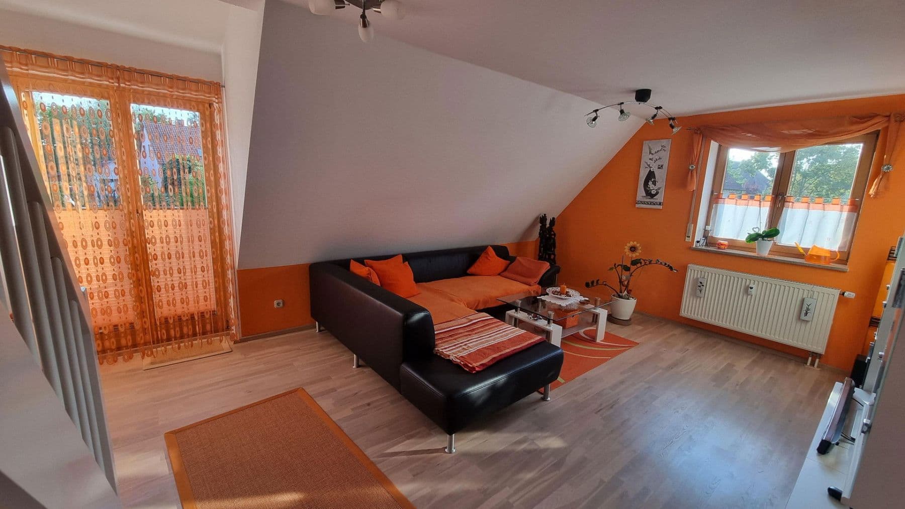 Prodej bytu 5+1 112 m², Adelsdorf, Bavorsko Prodej bytu 5+1 112 m², Adelsdorf, Bavorsko