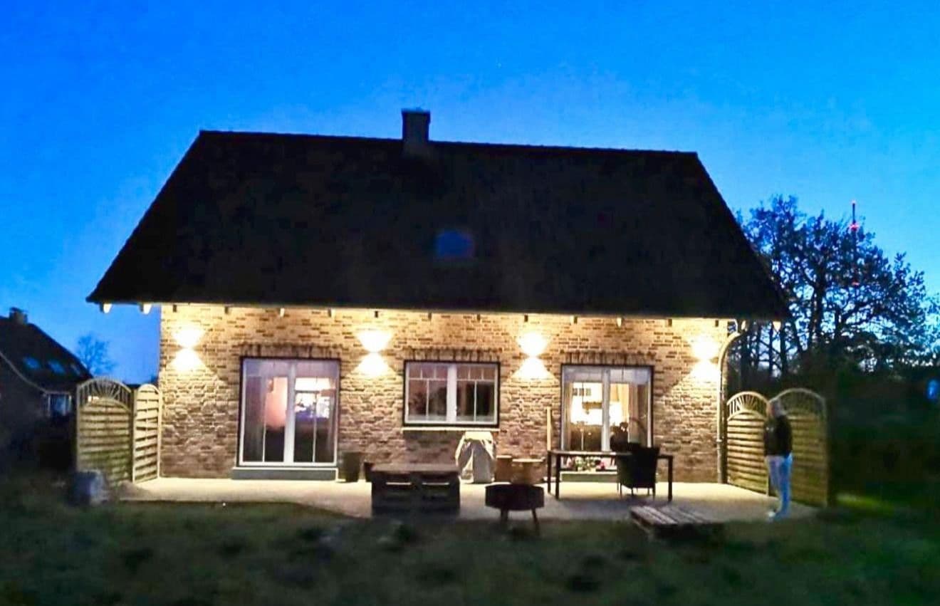 Pronájem domu 145 m², pozemek 700 m², Hasenkrug, Šlesvicko-Holštýnsko Pronájem domu 145 m², pozemek 700 m², Hasenkrug, Šlesvicko-Holštýnsko