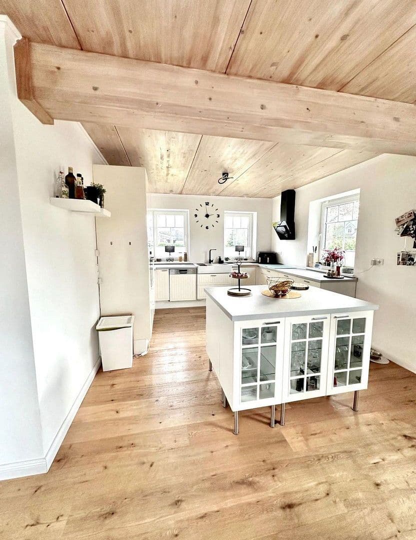 Pronájem domu 145 m², pozemek 700 m², Hasenkrug, Šlesvicko-Holštýnsko Pronájem domu 145 m², pozemek 700 m², Hasenkrug, Šlesvicko-Holštýnsko