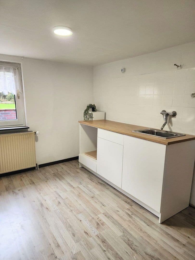 Prodej domu 122 m², pozemek 1.316 m², Aurich, Dolní Sasko Prodej domu 122 m², pozemek 1.316 m², Aurich, Dolní Sasko