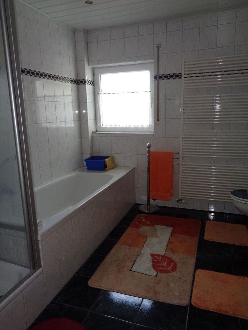 Pronájem bytu 3+1 94 m², Kirchwald, Porýní-Falc Pronájem bytu 3+1 94 m², Kirchwald, Porýní-Falc