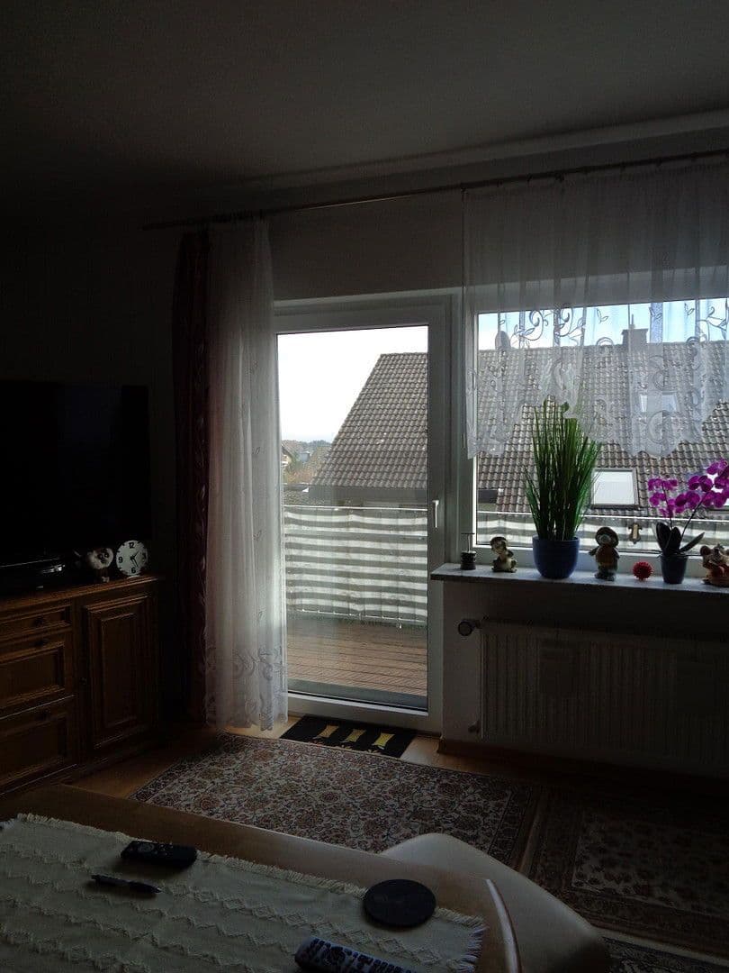 Pronájem bytu 3+1 94 m², Kirchwald, Porýní-Falc Pronájem bytu 3+1 94 m², Kirchwald, Porýní-Falc