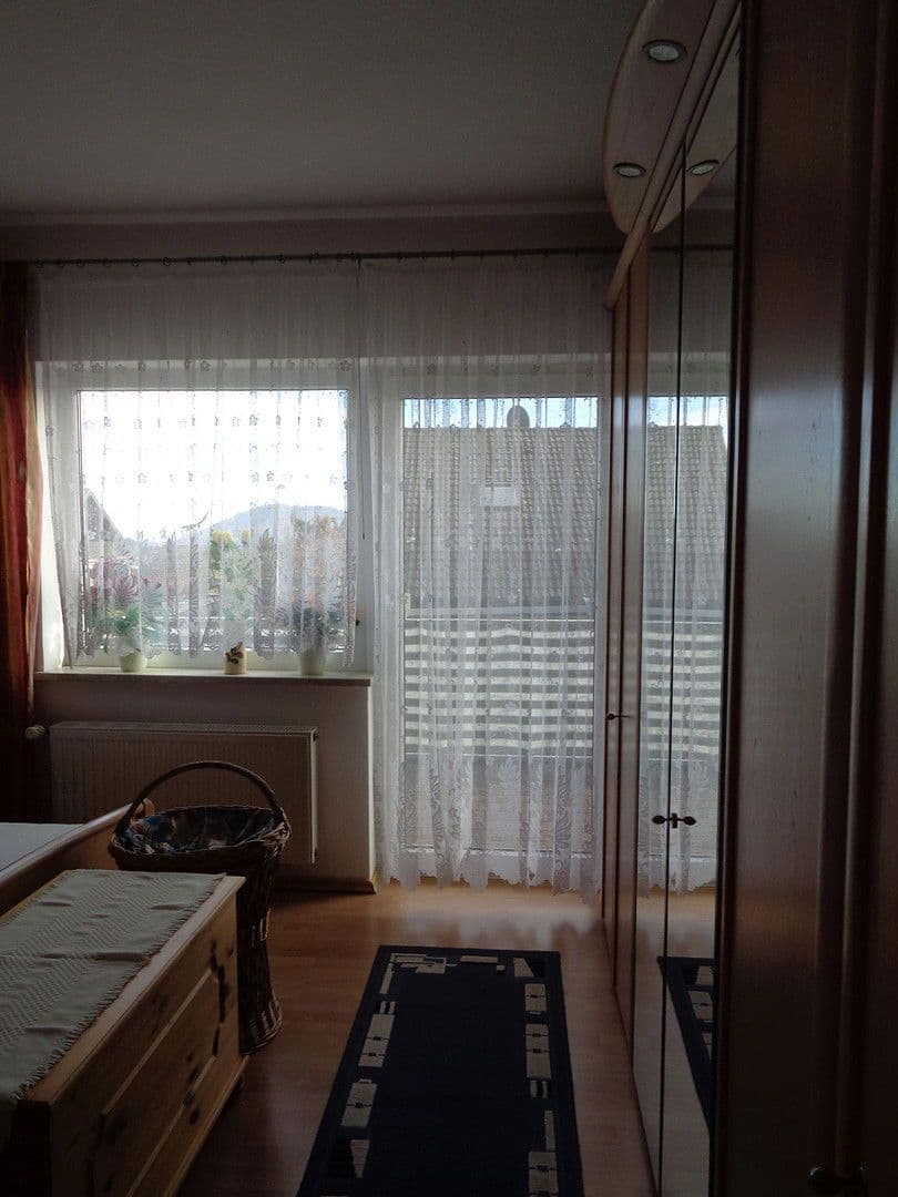 Pronájem bytu 3+1 94 m², Kirchwald, Porýní-Falc Pronájem bytu 3+1 94 m², Kirchwald, Porýní-Falc