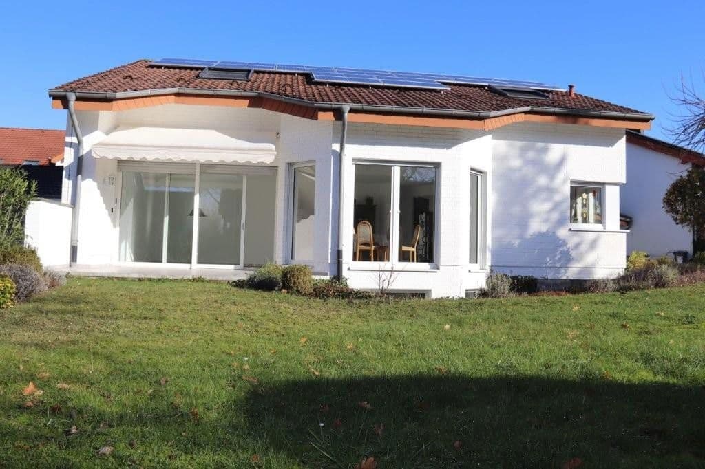 Prodej domu 202 m², pozemek 990 m², Paderborn, Severní Porýní-Vestfálsko Prodej domu 202 m², pozemek 990 m², Paderborn, Severní Porýní-Vestfálsko