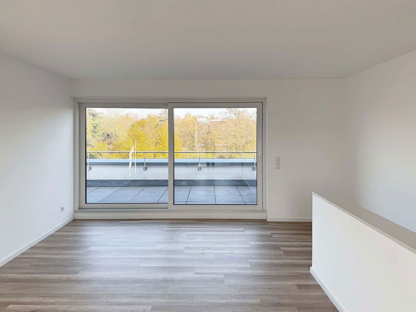 Prodej domu 154 m², pozemek 255 m², Eichenstraße 8i, Ludwigshafen, Porýní-Falc Prodej domu 154 m², pozemek 255 m², Eichenstraße 8i, Ludwigshafen, Porýní-Falc
