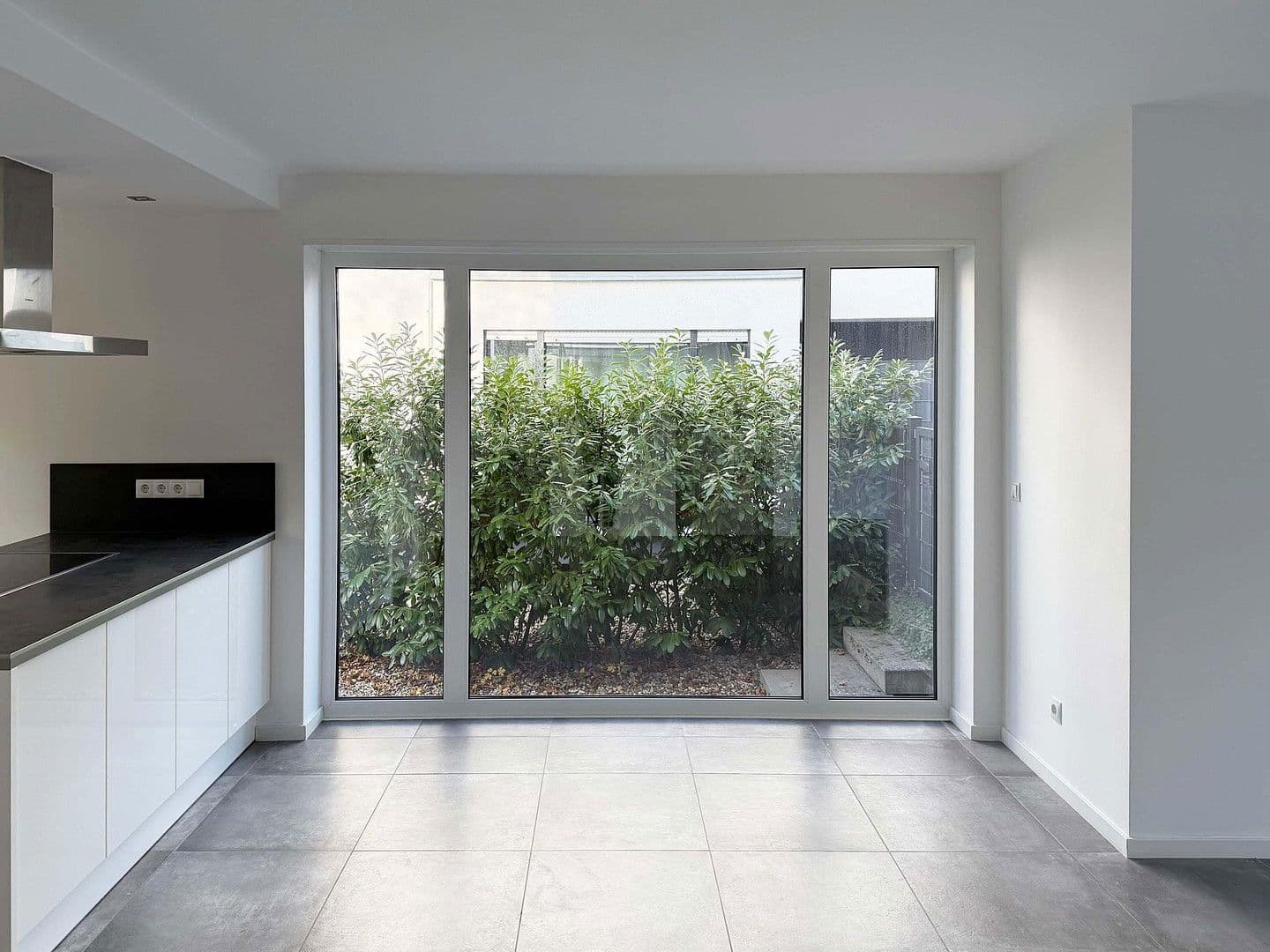 Prodej domu 154 m², pozemek 255 m², Eichenstraße 8i, Ludwigshafen, Porýní-Falc Prodej domu 154 m², pozemek 255 m², Eichenstraße 8i, Ludwigshafen, Porýní-Falc