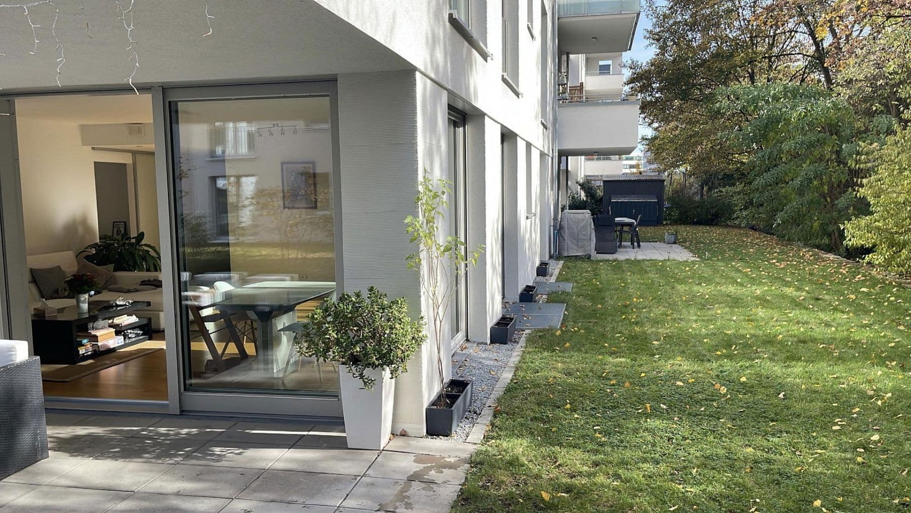 Pronájem bytu 5+1 130 m², Stuttgart, Bádensko-Württembersko Pronájem bytu 5+1 130 m², Stuttgart, Bádensko-Württembersko