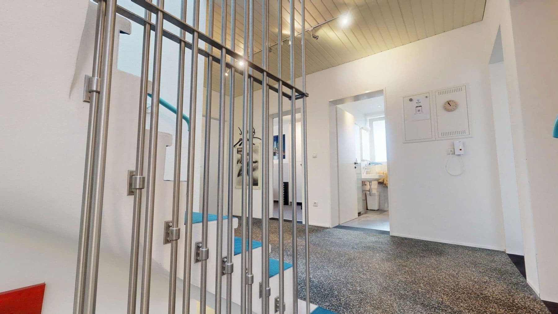 Prodej domu 315 m², pozemek 630 m², Kranzberg, Bavorsko Prodej domu 315 m², pozemek 630 m², Kranzberg, Bavorsko