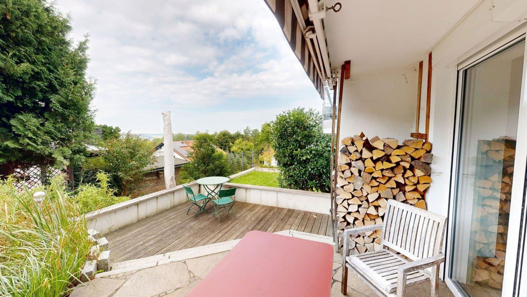 Prodej domu 315 m², pozemek 630 m², Kranzberg, Bavorsko Prodej domu 315 m², pozemek 630 m², Kranzberg, Bavorsko