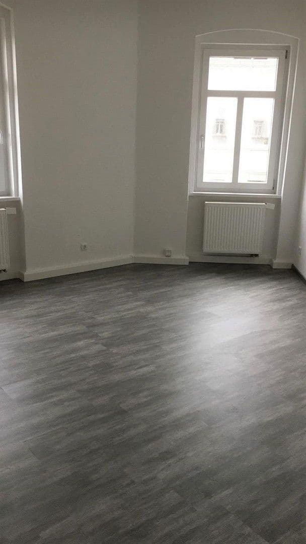 Pronájem bytu 3+1 98 m², Bahnhofstr.2, Cvikov, Sasko Pronájem bytu 3+1 98 m², Bahnhofstr.2, Cvikov, Sasko