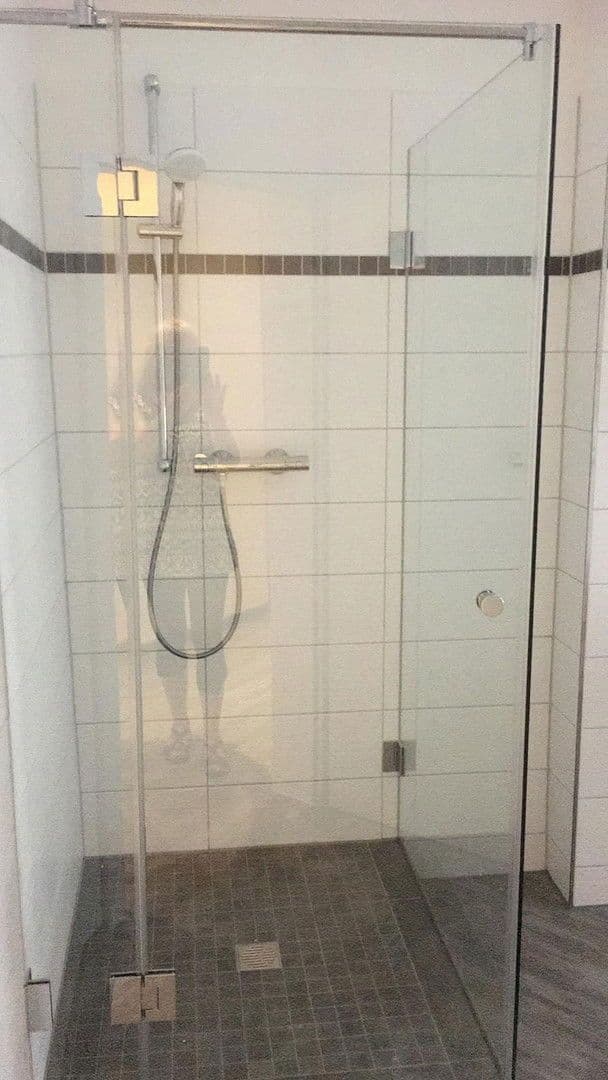 Pronájem bytu 3+1 98 m², Bahnhofstr.2, Cvikov, Sasko Pronájem bytu 3+1 98 m², Bahnhofstr.2, Cvikov, Sasko