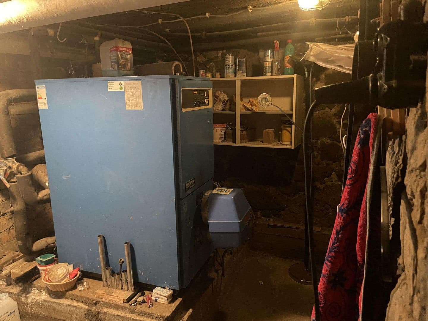 Prodej domu 360 m², pozemek 390 m², Großen-Busecker Str. 17, Buseck, Hessen Prodej domu 360 m², pozemek 390 m², Großen-Busecker Str. 17, Buseck, Hessen