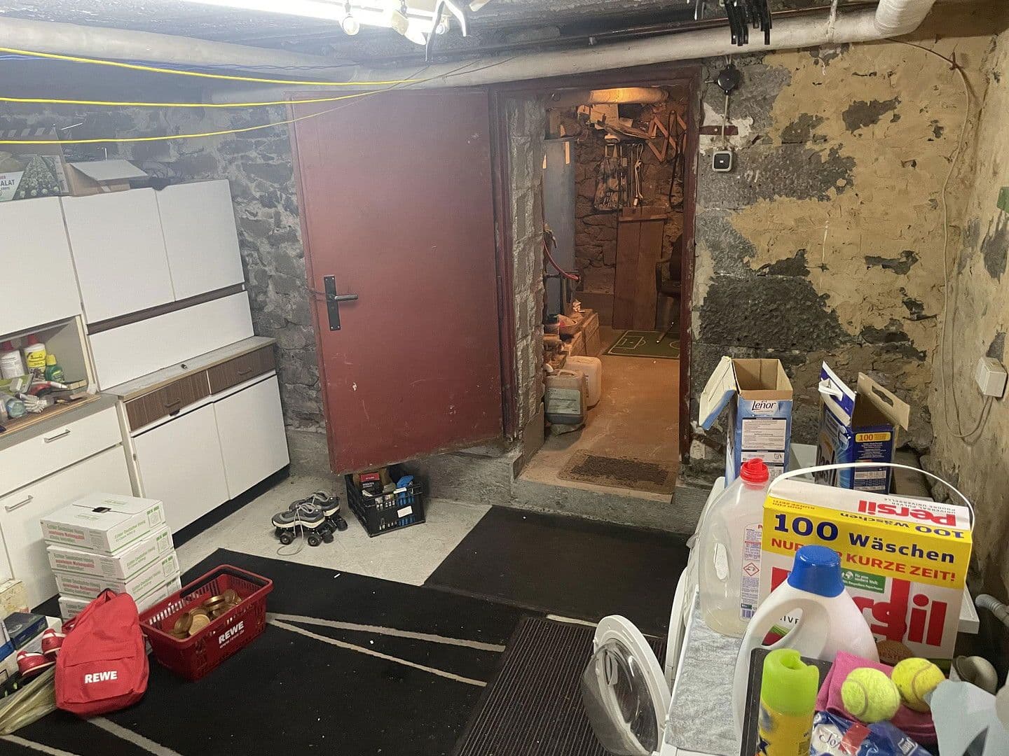 Prodej domu 360 m², pozemek 390 m², Großen-Busecker Str. 17, Buseck, Hessen Prodej domu 360 m², pozemek 390 m², Großen-Busecker Str. 17, Buseck, Hessen