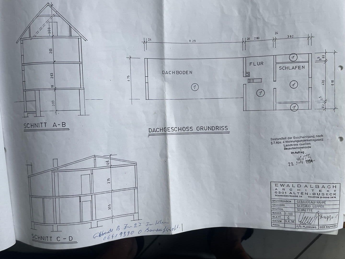 Prodej domu 360 m², pozemek 390 m², Großen-Busecker Str. 17, Buseck, Hessen Prodej domu 360 m², pozemek 390 m², Großen-Busecker Str. 17, Buseck, Hessen