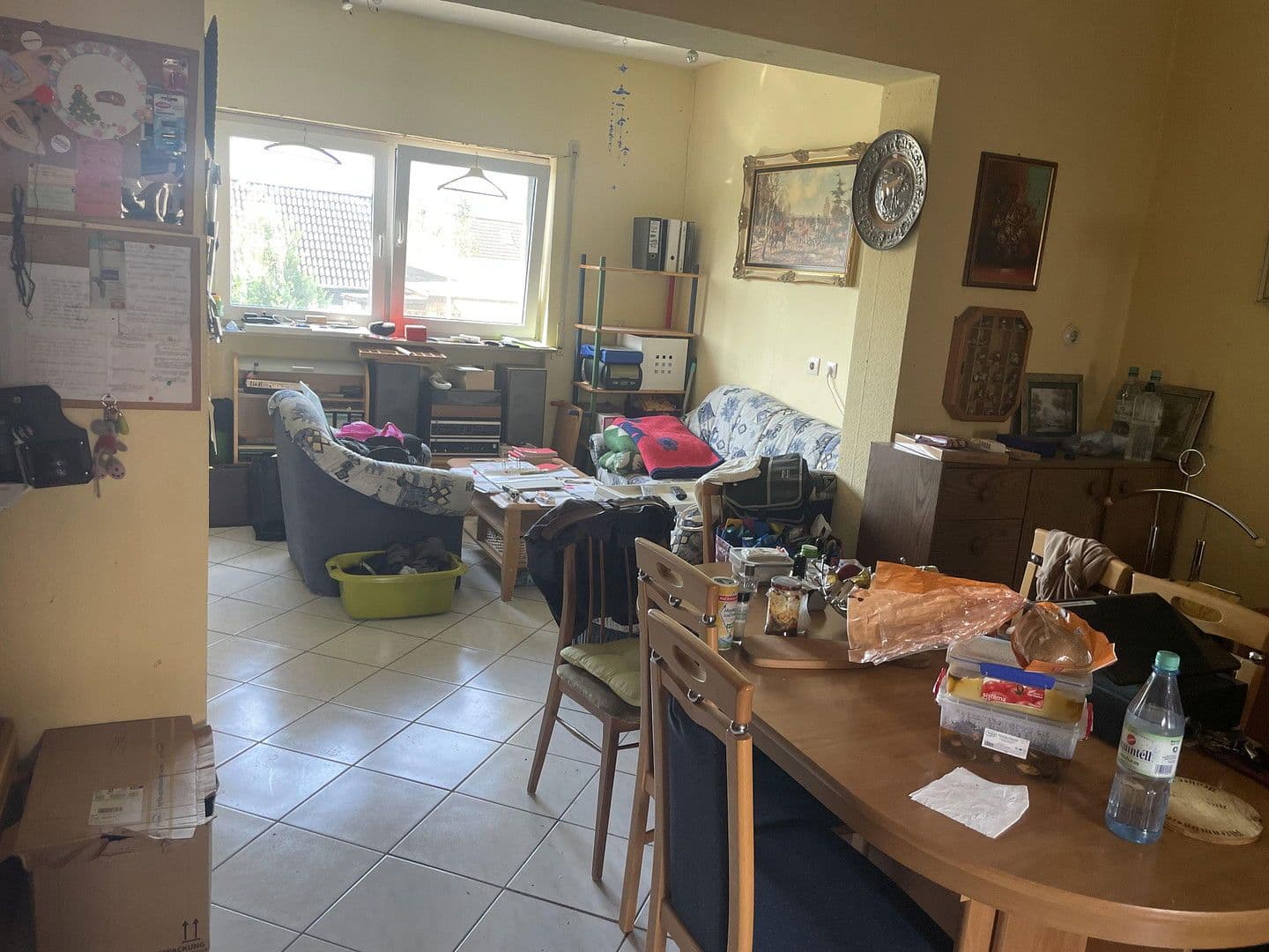 Prodej domu 360 m², pozemek 390 m², Großen-Busecker Str. 17, Buseck, Hessen Prodej domu 360 m², pozemek 390 m², Großen-Busecker Str. 17, Buseck, Hessen