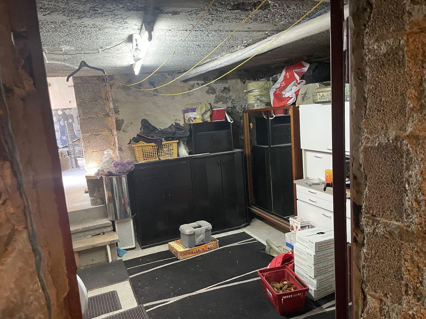 Prodej domu 360 m², pozemek 390 m², Großen-Busecker Str. 17, Buseck, Hessen Prodej domu 360 m², pozemek 390 m², Großen-Busecker Str. 17, Buseck, Hessen