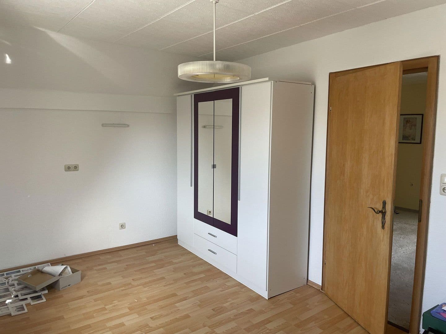 Prodej domu 360 m², pozemek 390 m², Großen-Busecker Str. 17, Buseck, Hessen Prodej domu 360 m², pozemek 390 m², Großen-Busecker Str. 17, Buseck, Hessen