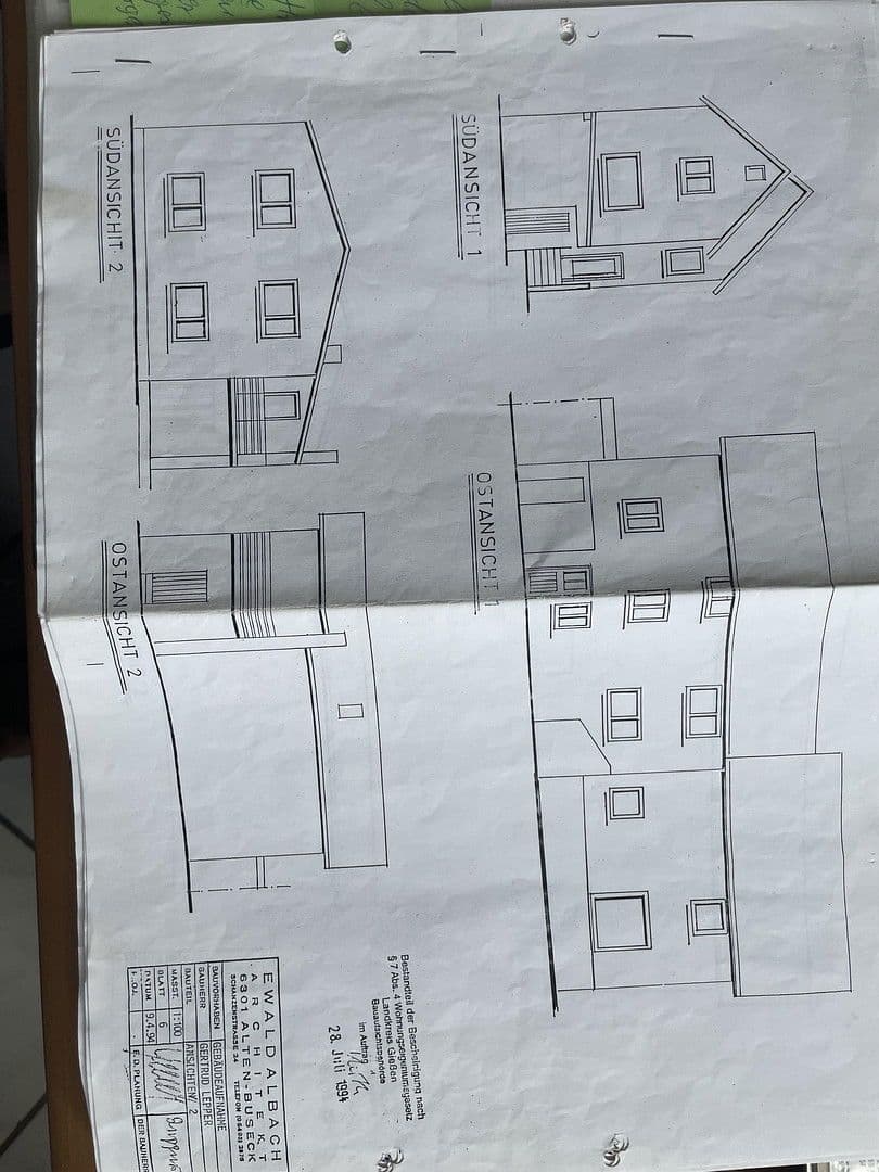 Prodej domu 360 m², pozemek 390 m², Großen-Busecker Str. 17, Buseck, Hessen Prodej domu 360 m², pozemek 390 m², Großen-Busecker Str. 17, Buseck, Hessen