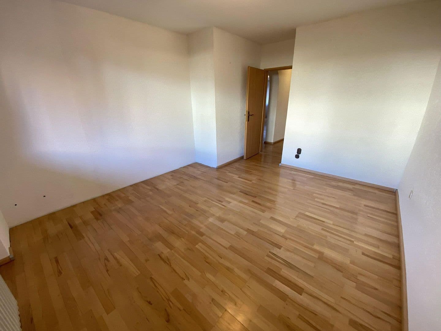 Prodej bytu 3+1 87 m², Burscheider Straße 51, Düsseldorf, Severní Porýní-Vestfálsko Prodej bytu 3+1 87 m², Burscheider Straße 51, Düsseldorf, Severní Porýní-Vestfálsko