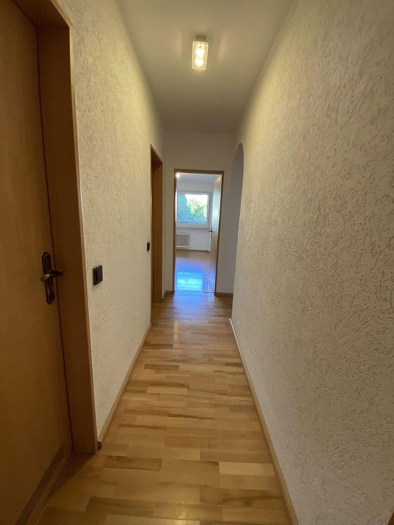 Prodej bytu 3+1 87 m², Burscheider Straße 51, Düsseldorf, Severní Porýní-Vestfálsko Prodej bytu 3+1 87 m², Burscheider Straße 51, Düsseldorf, Severní Porýní-Vestfálsko