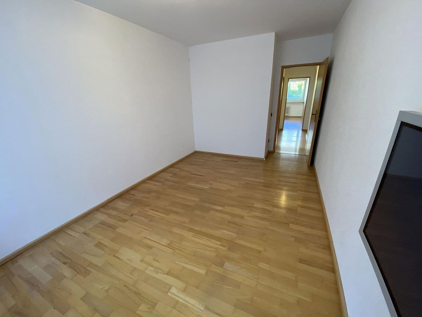 Prodej bytu 3+1 87 m², Burscheider Straße 51, Düsseldorf, Severní Porýní-Vestfálsko Prodej bytu 3+1 87 m², Burscheider Straße 51, Düsseldorf, Severní Porýní-Vestfálsko