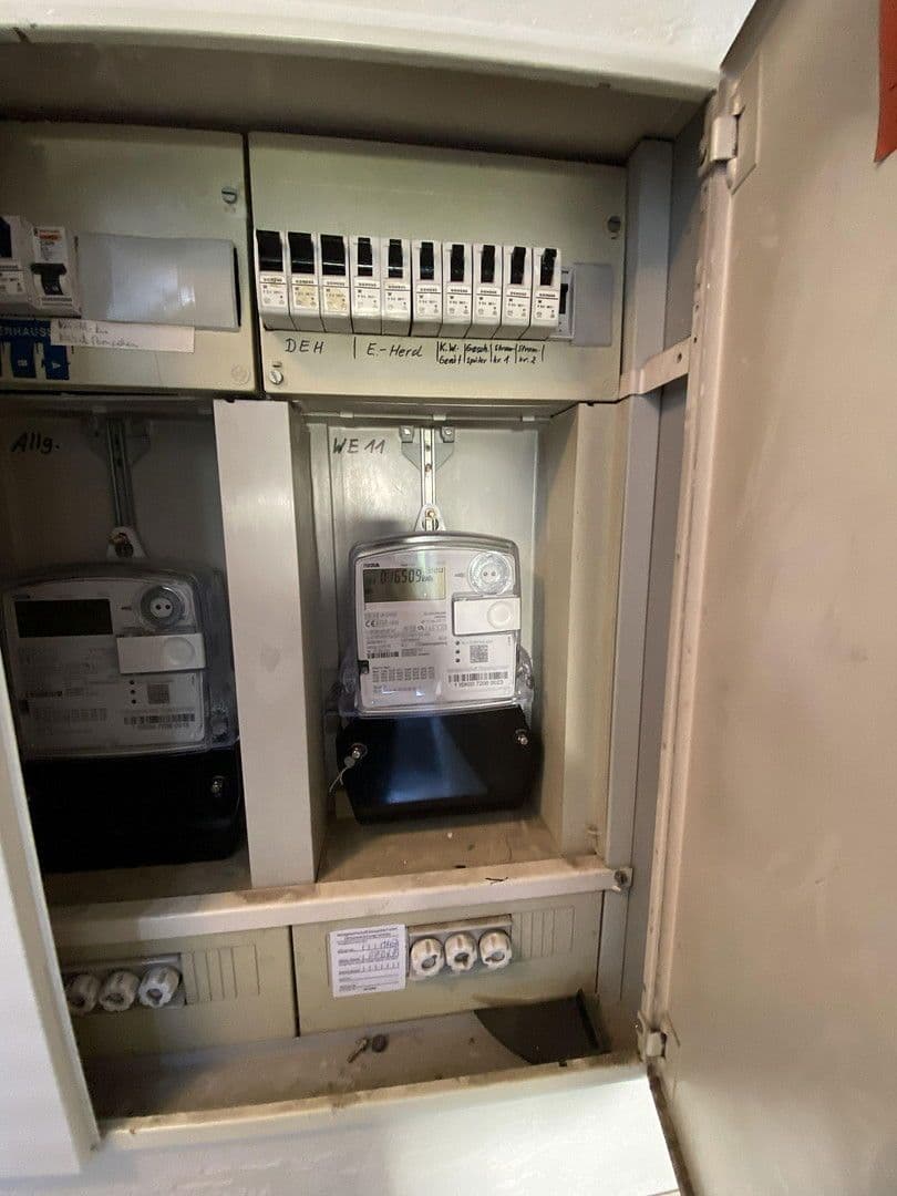 Prodej bytu 3+1 87 m², Burscheider Straße 51, Düsseldorf, Severní Porýní-Vestfálsko Prodej bytu 3+1 87 m², Burscheider Straße 51, Düsseldorf, Severní Porýní-Vestfálsko