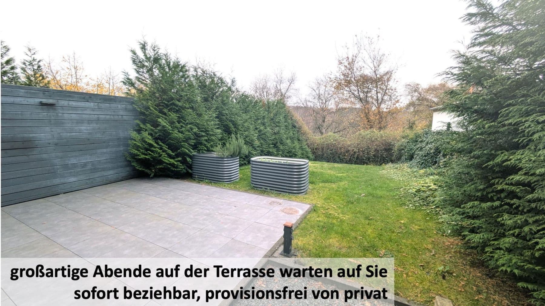 Prodej domu 171 m², pozemek 340 m², Bergisch Gladbach, Severní Porýní-Vestfálsko Prodej domu 171 m², pozemek 340 m², Bergisch Gladbach, Severní Porýní-Vestfálsko