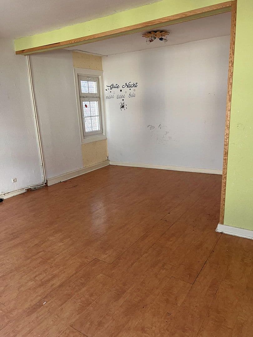 Prodej domu 200 m², pozemek 290 m², Wissen, Porýní-Falc Prodej domu 200 m², pozemek 290 m², Wissen, Porýní-Falc