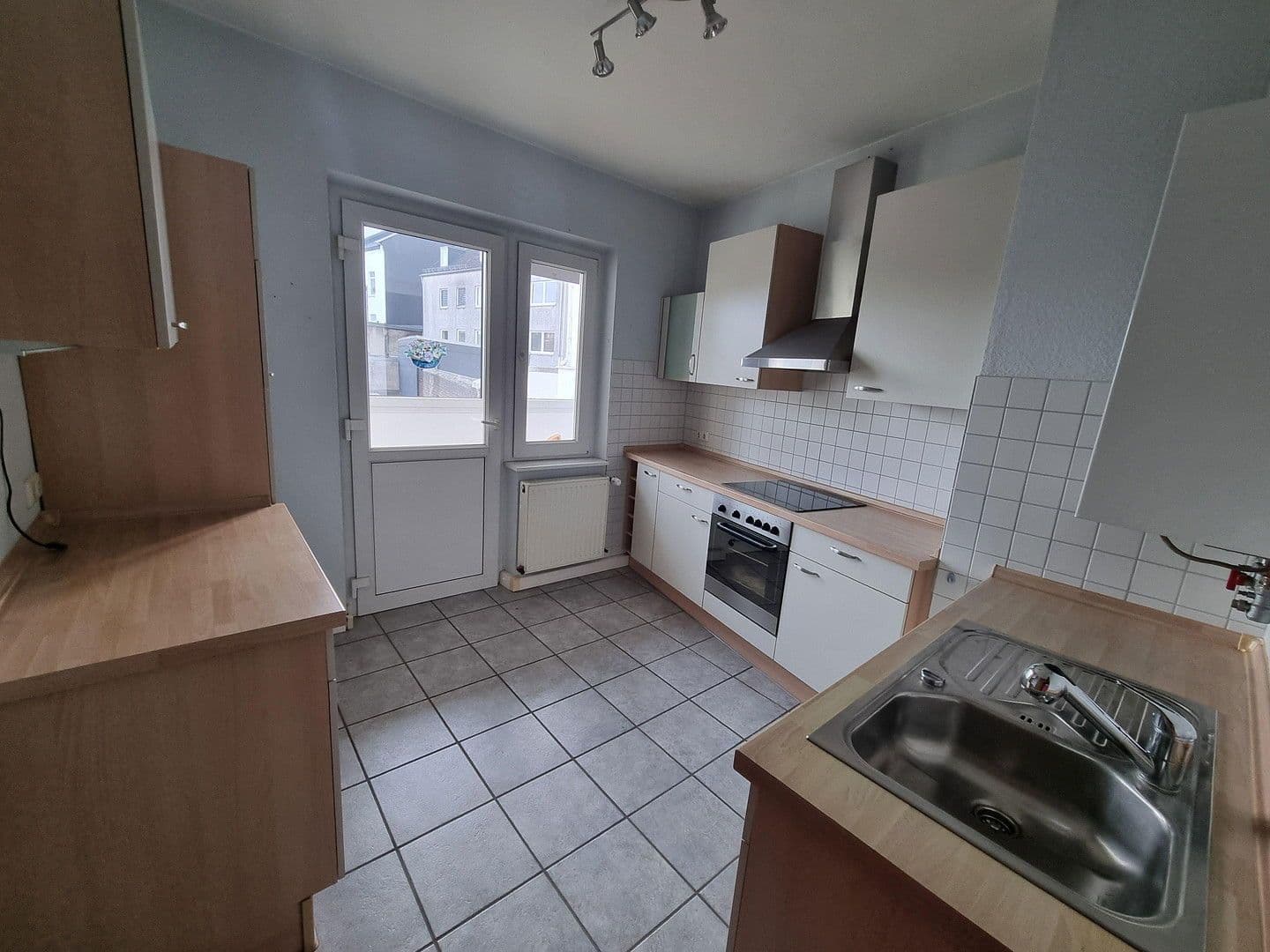 Pronájem bytu 2+1 55 m², Hardterbroicher Str.6, Mönchengladbach, Severní Porýní-Vestfálsko Pronájem bytu 2+1 55 m², Hardterbroicher Str.6, Mönchengladbach, Severní Porýní-Vestfálsko