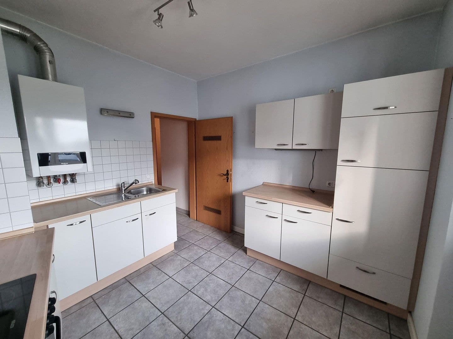 Pronájem bytu 2+1 55 m², Hardterbroicher Str.6, Mönchengladbach, Severní Porýní-Vestfálsko Pronájem bytu 2+1 55 m², Hardterbroicher Str.6, Mönchengladbach, Severní Porýní-Vestfálsko