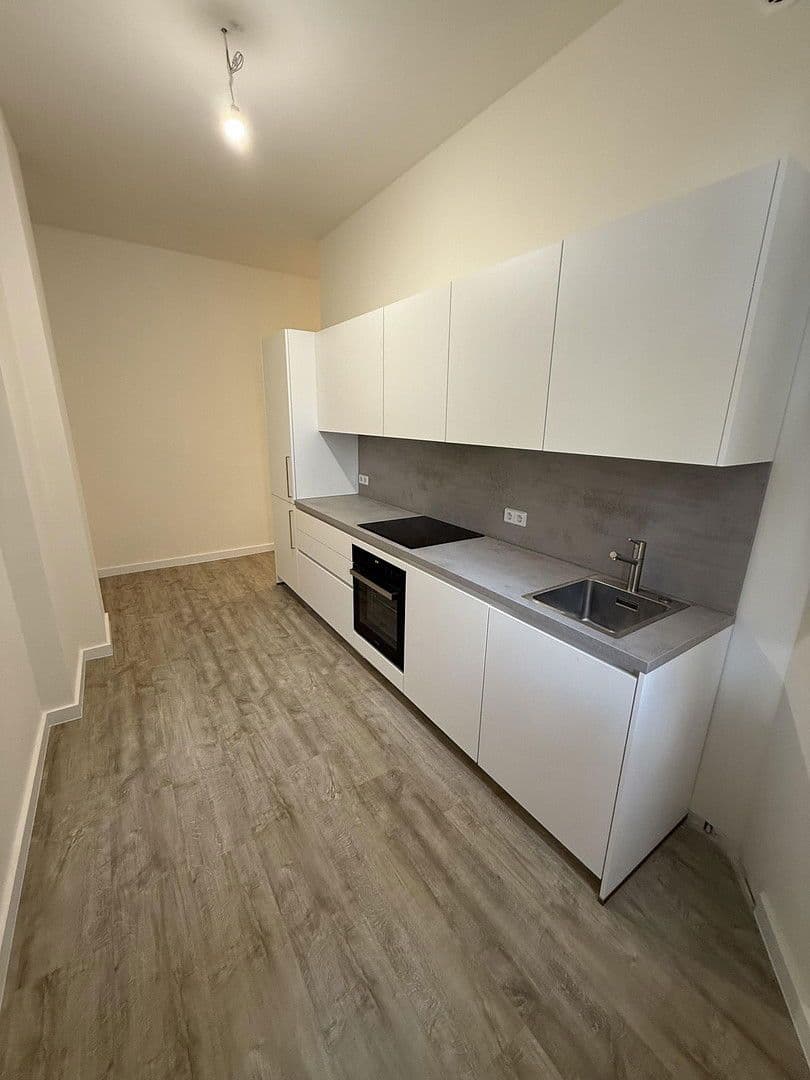 Pronájem bytu 3+1 125 m², Berliner Straße 87, Berlin, Berlín Pronájem bytu 3+1 125 m², Berliner Straße 87, Berlin, Berlín