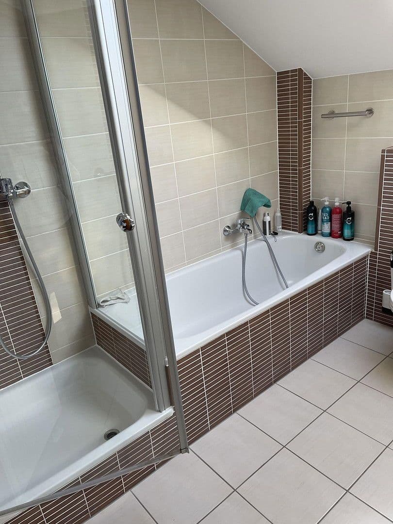 Prodej domu 130 m², pozemek 190 m², Weil der Stadt, Bádensko-Württembersko Prodej domu 130 m², pozemek 190 m², Weil der Stadt, Bádensko-Württembersko