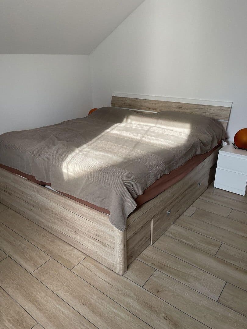 Prodej domu 130 m², pozemek 190 m², Weil der Stadt, Bádensko-Württembersko Prodej domu 130 m², pozemek 190 m², Weil der Stadt, Bádensko-Württembersko