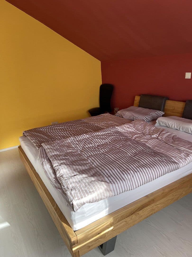 Prodej domu 130 m², pozemek 190 m², Weil der Stadt, Bádensko-Württembersko Prodej domu 130 m², pozemek 190 m², Weil der Stadt, Bádensko-Württembersko