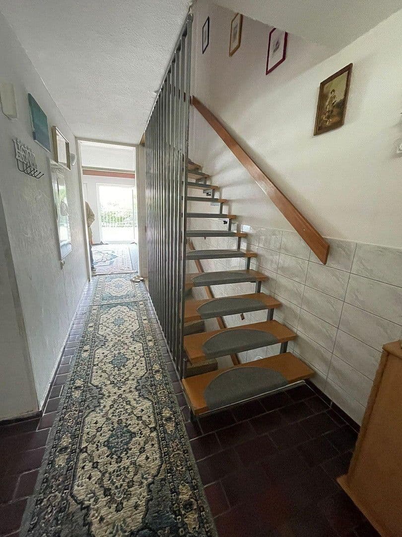 Prodej domu 142 m², pozemek 144 m², Schorndorf, Bádensko-Württembersko Prodej domu 142 m², pozemek 144 m², Schorndorf, Bádensko-Württembersko