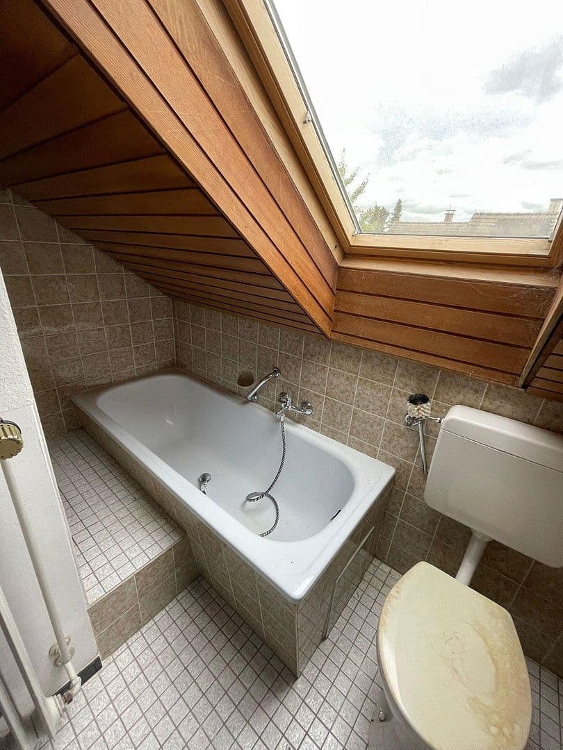 Prodej domu 142 m², pozemek 144 m², Schorndorf, Bádensko-Württembersko Prodej domu 142 m², pozemek 144 m², Schorndorf, Bádensko-Württembersko