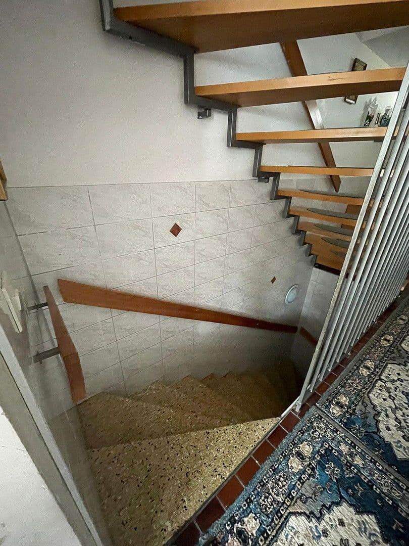 Prodej domu 142 m², pozemek 144 m², Schorndorf, Bádensko-Württembersko Prodej domu 142 m², pozemek 144 m², Schorndorf, Bádensko-Württembersko