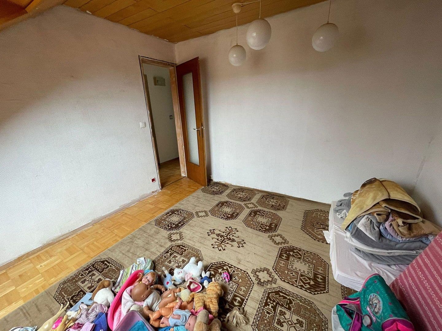 Prodej domu 142 m², pozemek 144 m², Schorndorf, Bádensko-Württembersko Prodej domu 142 m², pozemek 144 m², Schorndorf, Bádensko-Württembersko