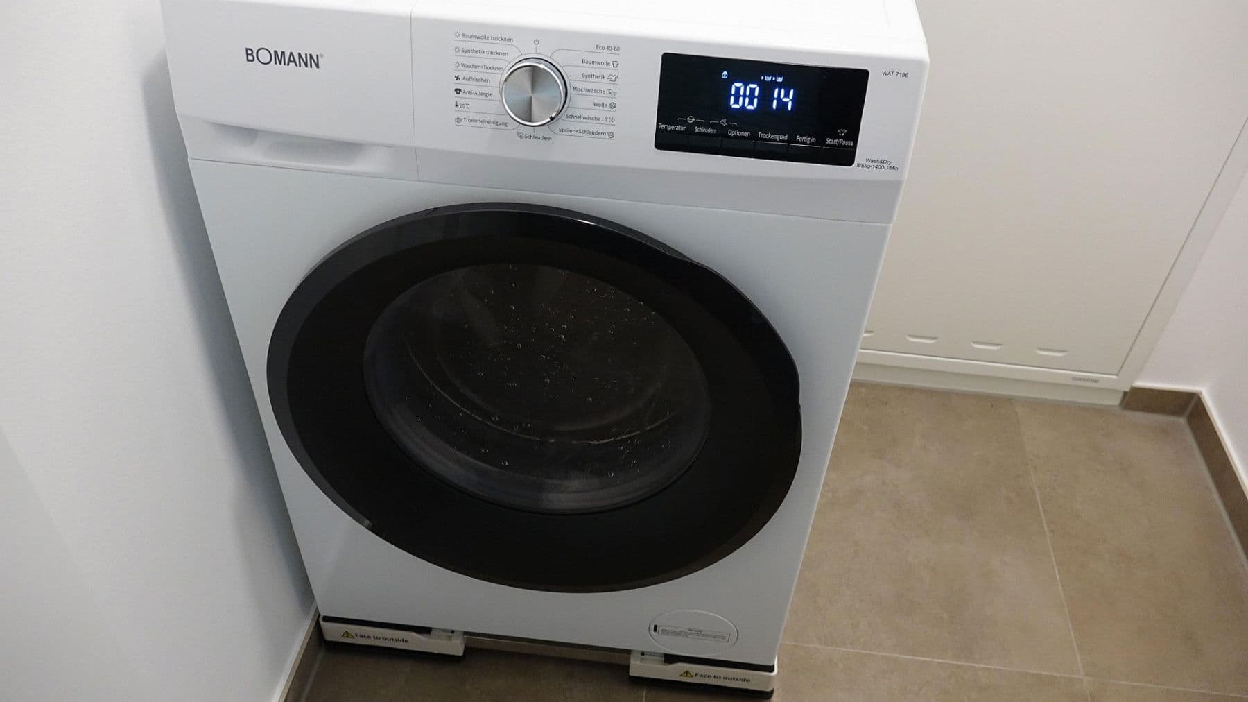 Pronájem bytu 2+1 63 m², Hofheim am Taunus, Hessen Pronájem bytu 2+1 63 m², Hofheim am Taunus, Hessen