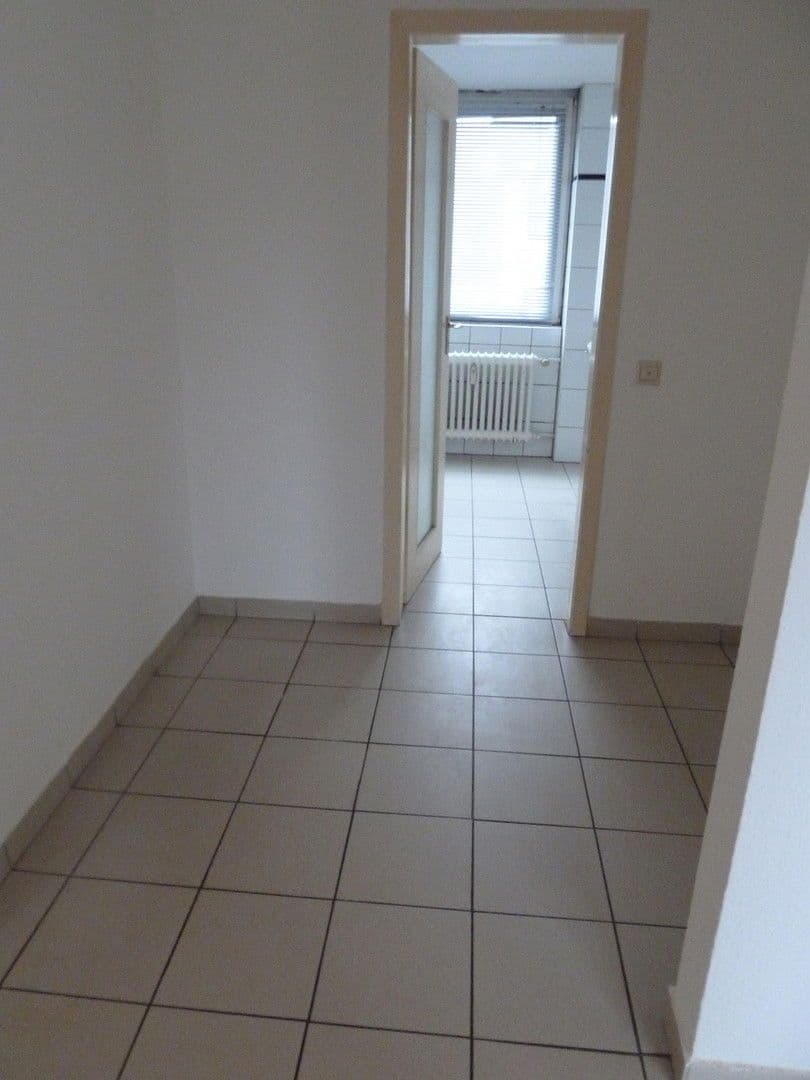 Pronájem bytu 3+1 77 m², Marktstr. 61-63, Krefeld, Severní Porýní-Vestfálsko Pronájem bytu 3+1 77 m², Marktstr. 61-63, Krefeld, Severní Porýní-Vestfálsko