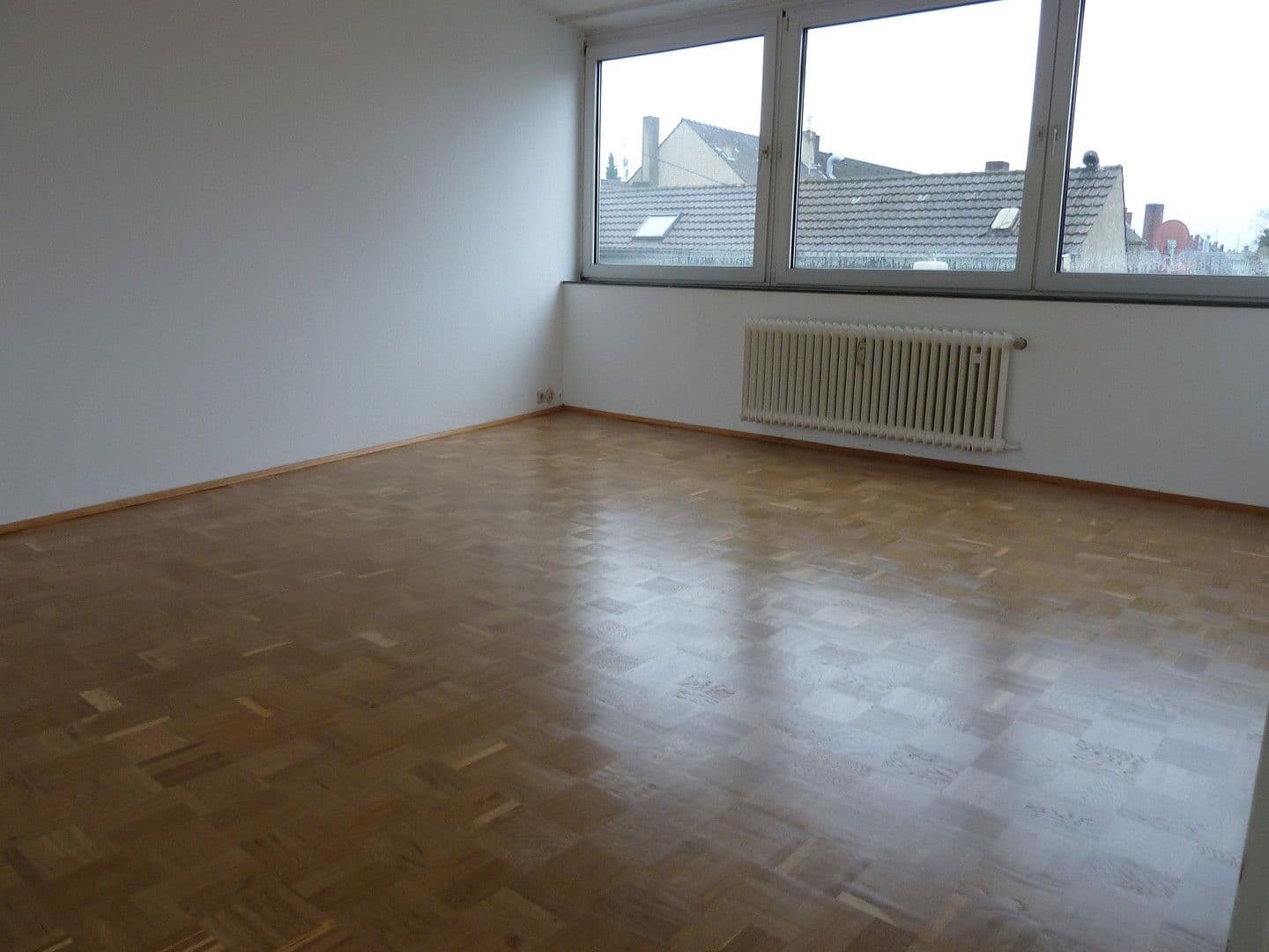 Pronájem bytu 3+1 77 m², Marktstr. 61-63, Krefeld, Severní Porýní-Vestfálsko Pronájem bytu 3+1 77 m², Marktstr. 61-63, Krefeld, Severní Porýní-Vestfálsko