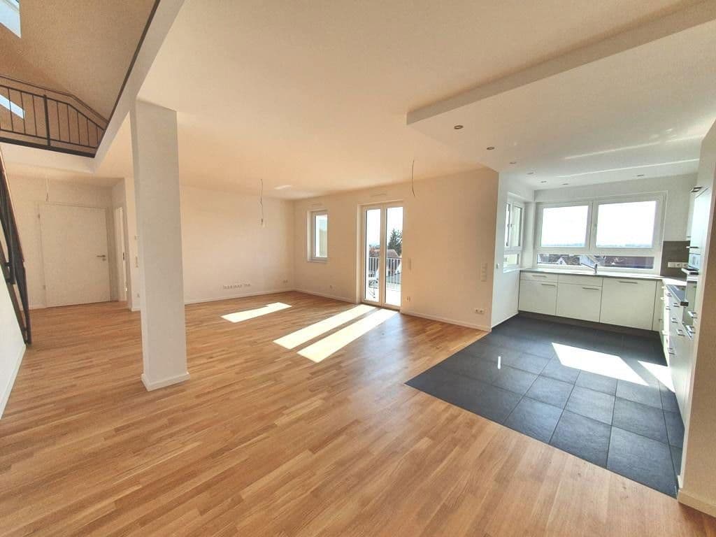 Pronájem bytu 3+kk 132 m², Griesheim, Hessen Pronájem bytu 3+kk 132 m², Griesheim, Hessen