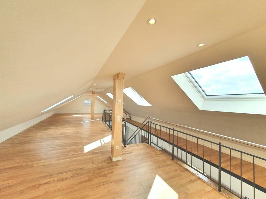 Pronájem bytu 3+kk 132 m², Griesheim, Hessen Pronájem bytu 3+kk 132 m², Griesheim, Hessen