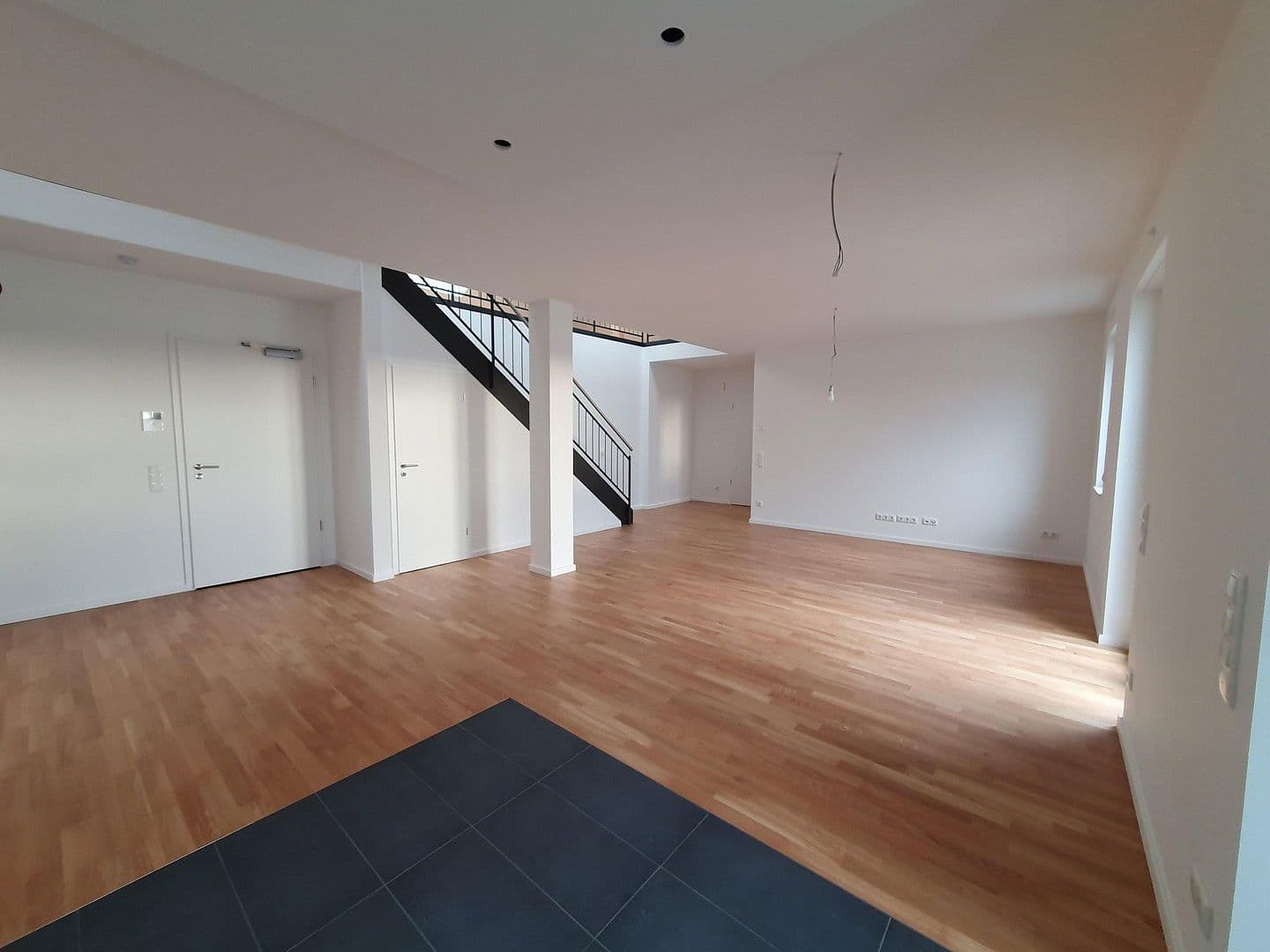 Pronájem bytu 3+kk 132 m², Griesheim, Hessen Pronájem bytu 3+kk 132 m², Griesheim, Hessen